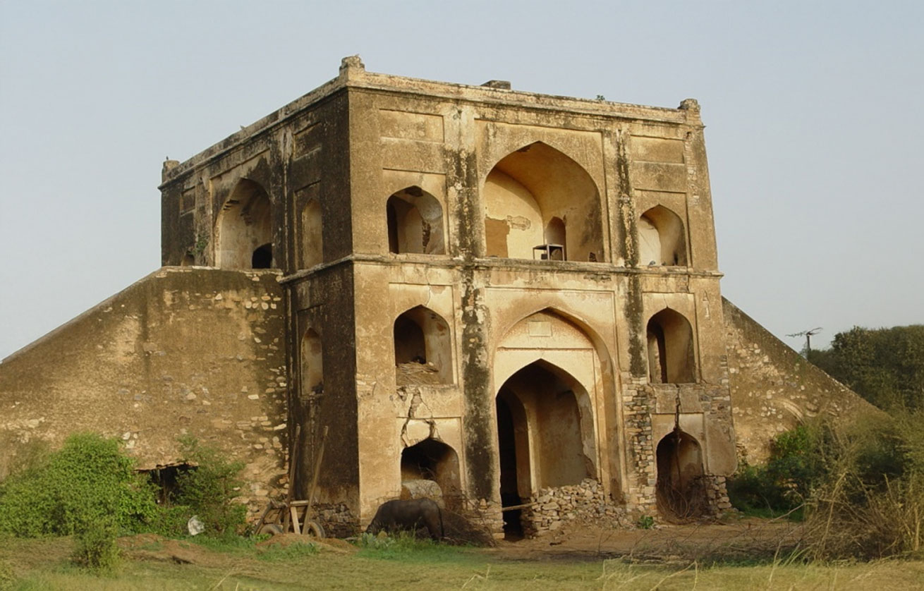 Tripolia Gateway, Narnaul